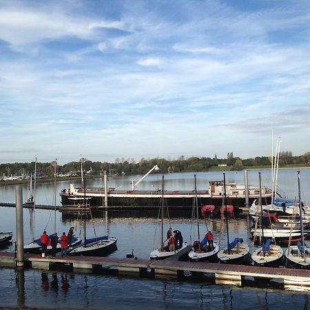Kinrooi Sailcenter Limburg 호스텔 외부 사진