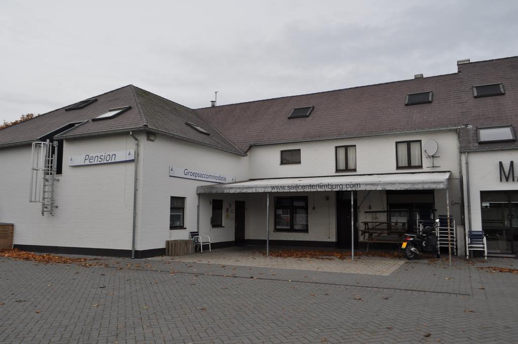 Kinrooi Sailcenter Limburg 호스텔 외부 사진