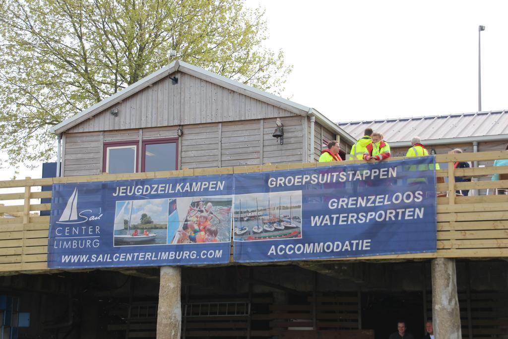 Kinrooi Sailcenter Limburg 호스텔 외부 사진