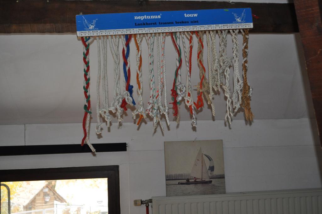 Kinrooi Sailcenter Limburg 호스텔 외부 사진